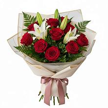 Букет цветов из:  Лилии и Розы в Новопокровской