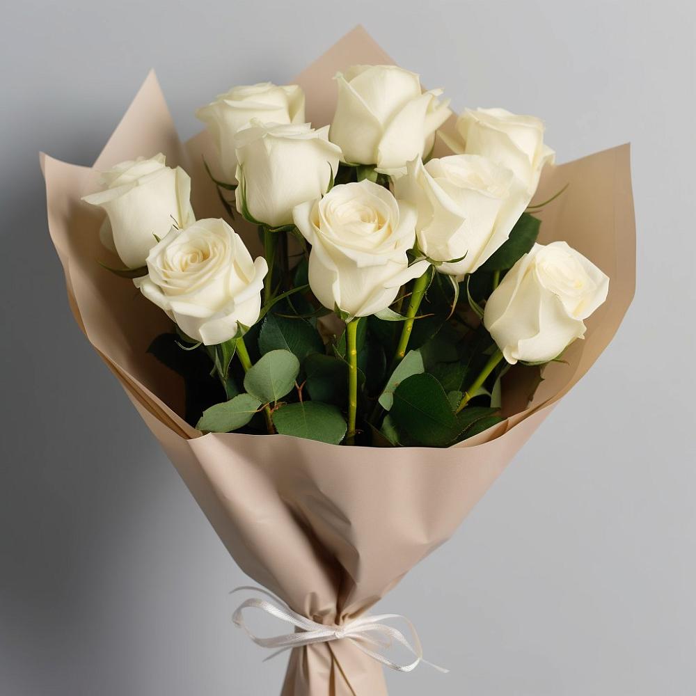 Букет 9 Белых роз Эдлесс Лав в Новопокровской