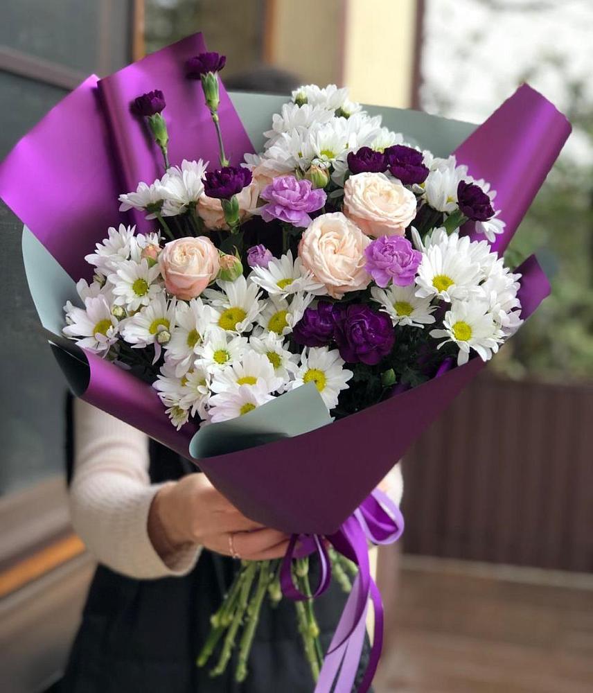 Букет цветов из: Хризантемы, Гвоздики и Розы в Новопокровской