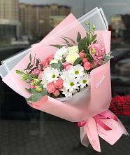 Букет цветов из:  Розы, Лизиантусы и Хризантемы в Новопокровской