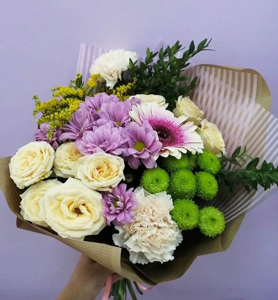 Букет цветов из: Хризантемы, Розы, Гвоздики и Герберы в Новопокровской