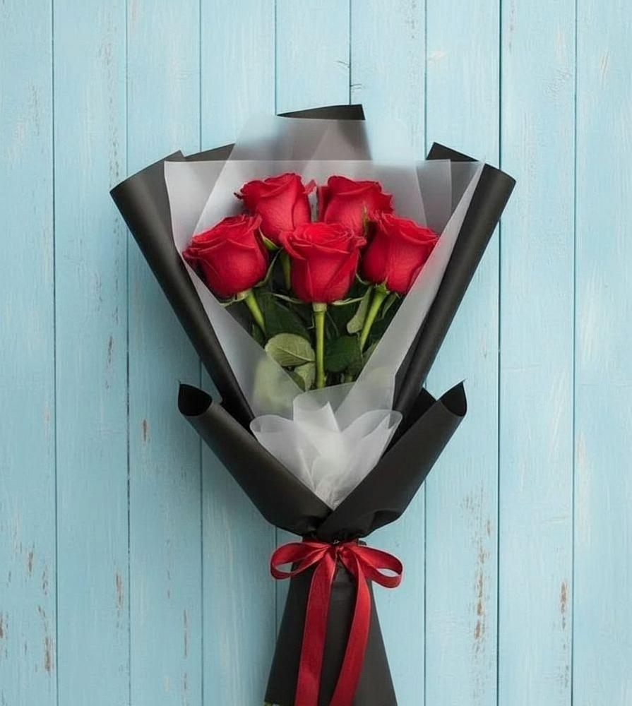 Букет цветов из: Розы в Новопокровской