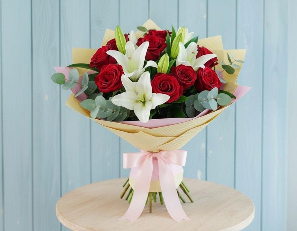 Букет цветов из: Лилии и Розы в Новопокровской